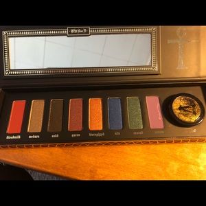 Kat Von D Serpentina